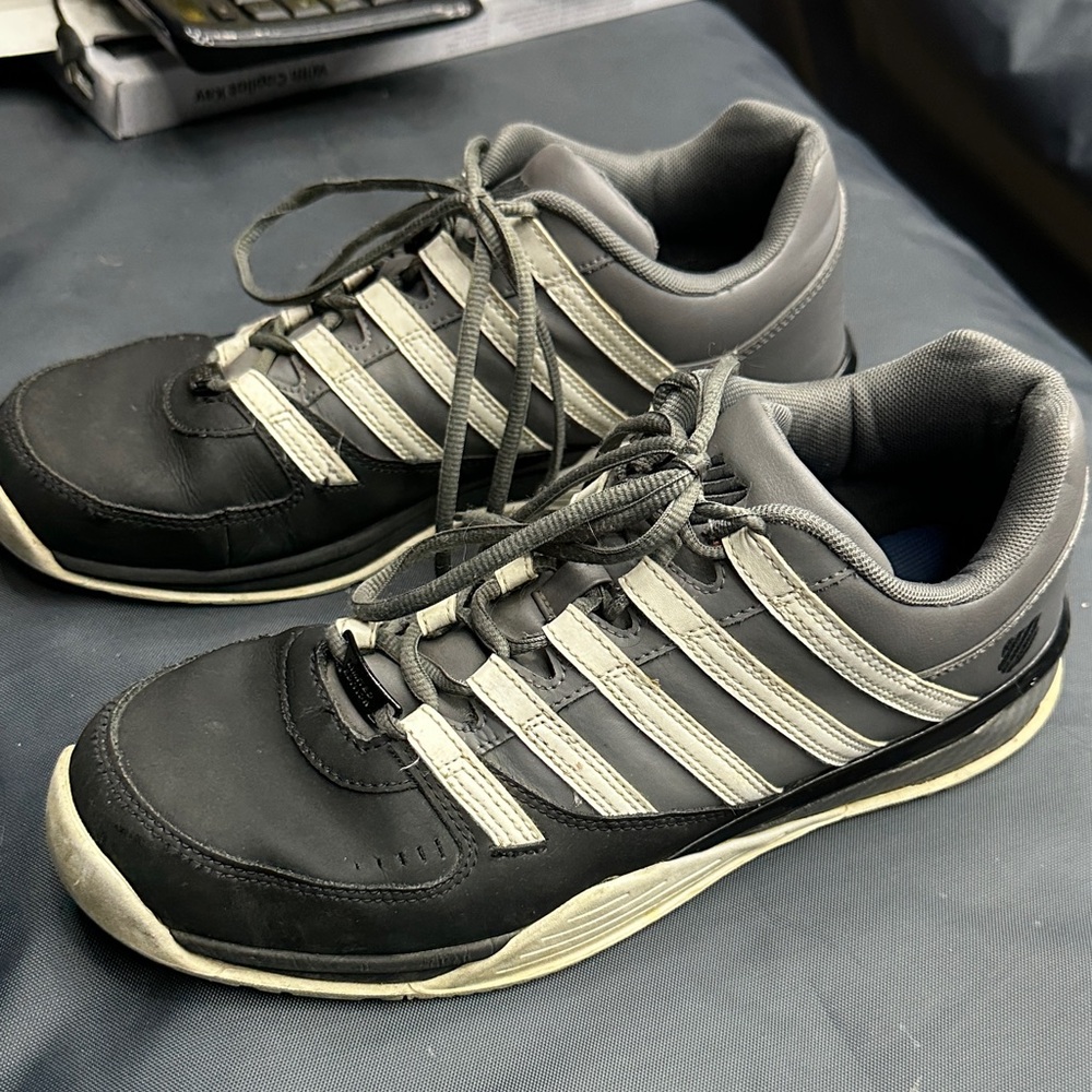 K-Swiss Men's Sneakers in Black and Gray
